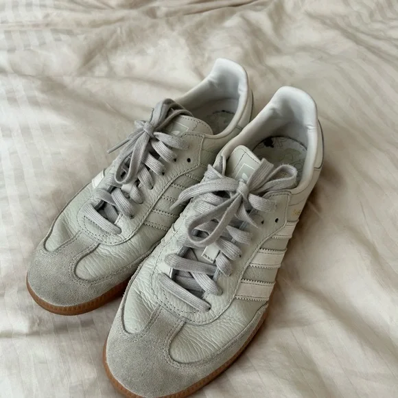 Adidas Samba OG Aluminum Gum Sneakers - Picture 2 of 5